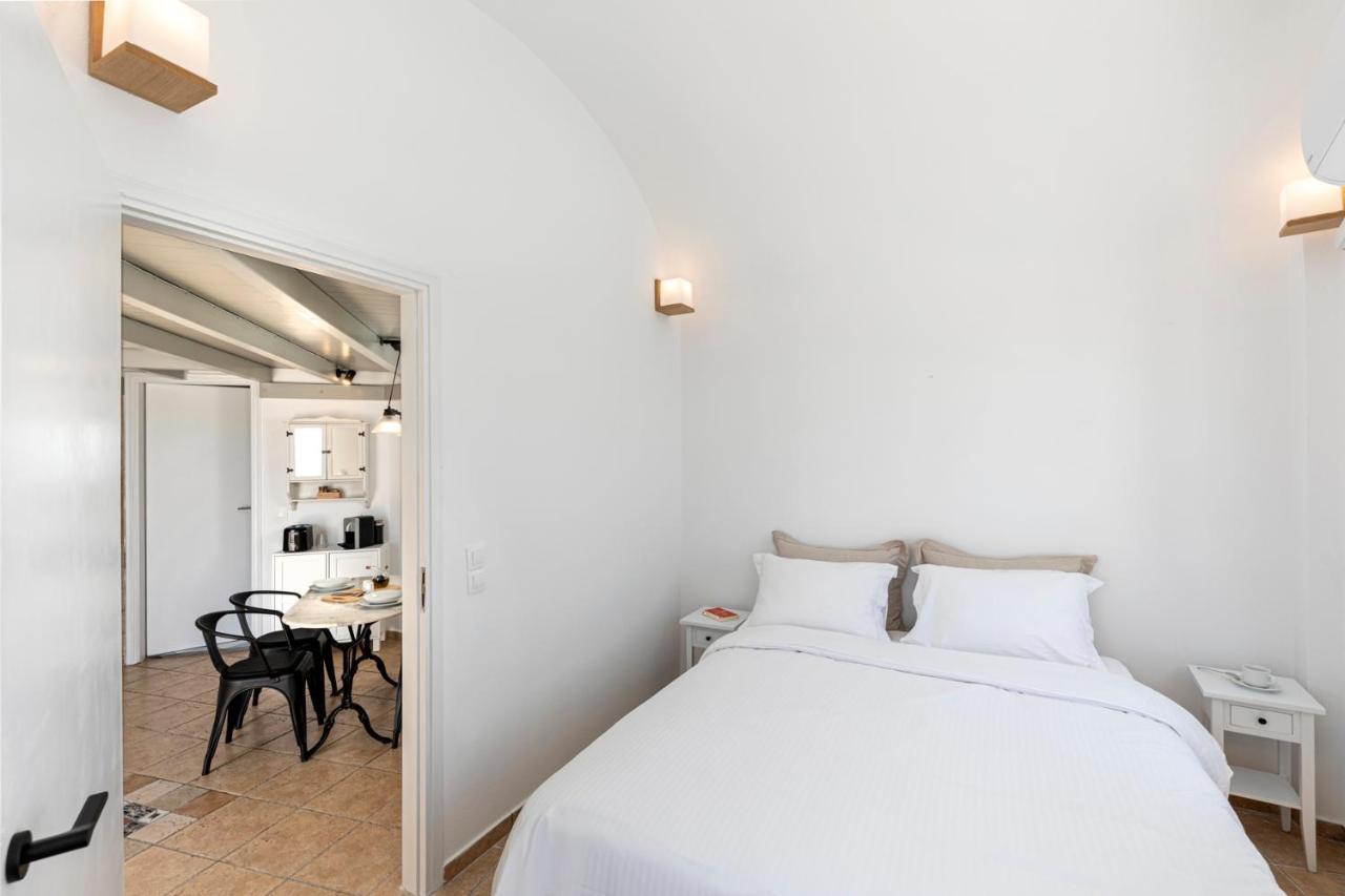 Calderas Hug & Panoramic Sea View - 3 Lux Suites อิเมโรวิยอน ภายนอก รูปภาพ