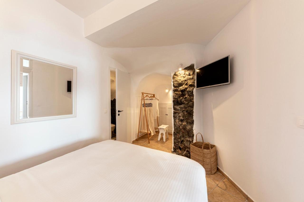 Calderas Hug & Panoramic Sea View - 3 Lux Suites อิเมโรวิยอน ภายนอก รูปภาพ